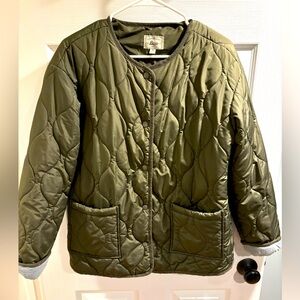 🍁Bass barn jacket- olive green with gray sleeve lining
